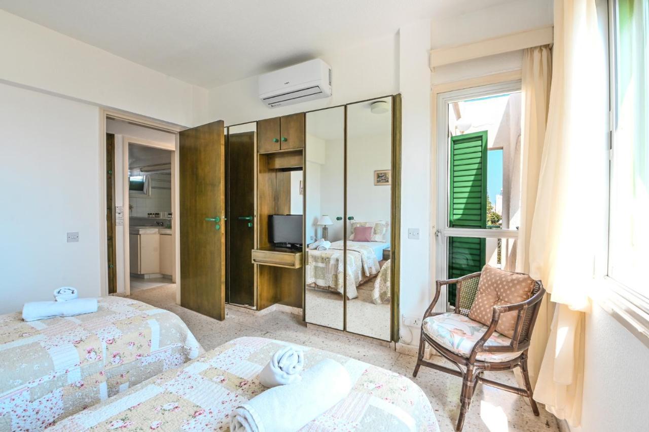 Villa 361-Walk To Protaras Fig Tree Bay & Amenities Protarász Kültér fotó